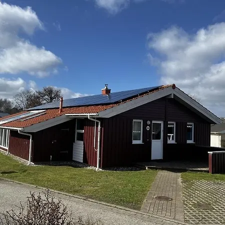 With 2 Bedrooms Dom wakacyjny *