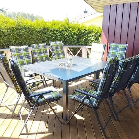 Dom wakacyjny With 2 Bedrooms